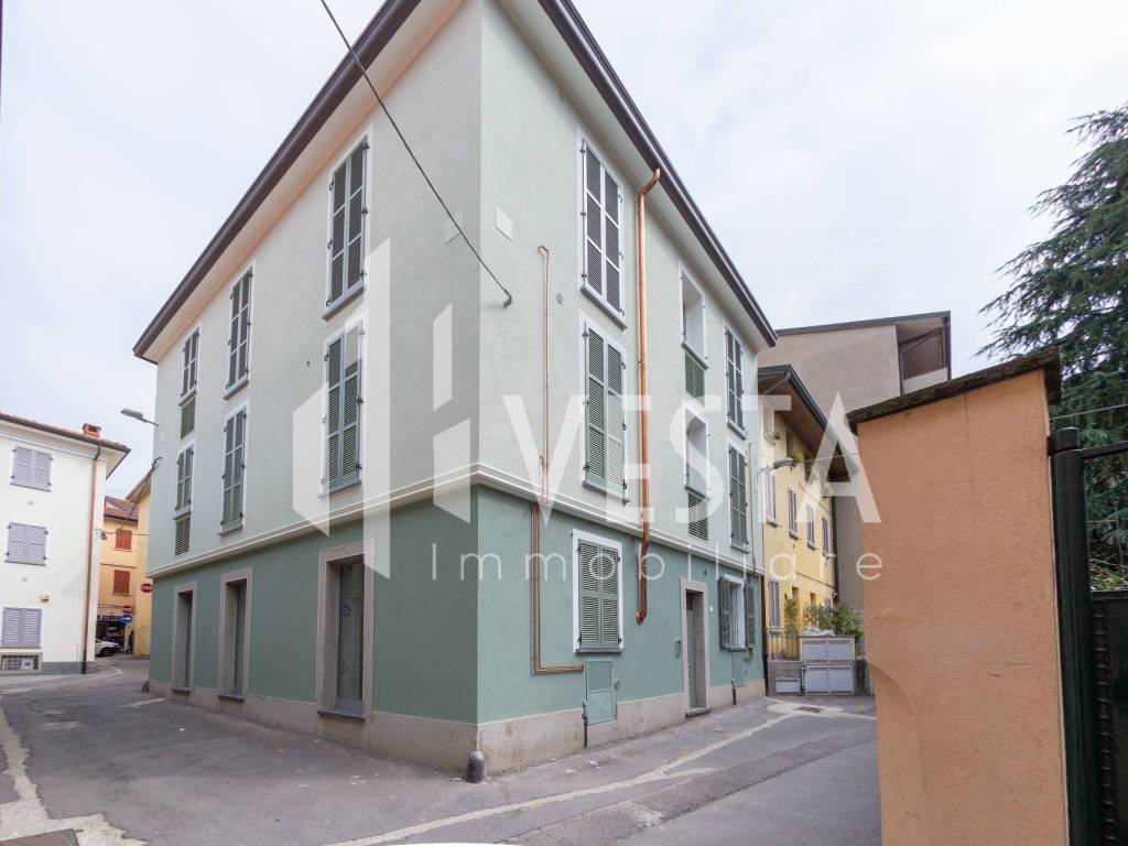 Appartamento a Merate in Via Berta Quinta - Foto 3