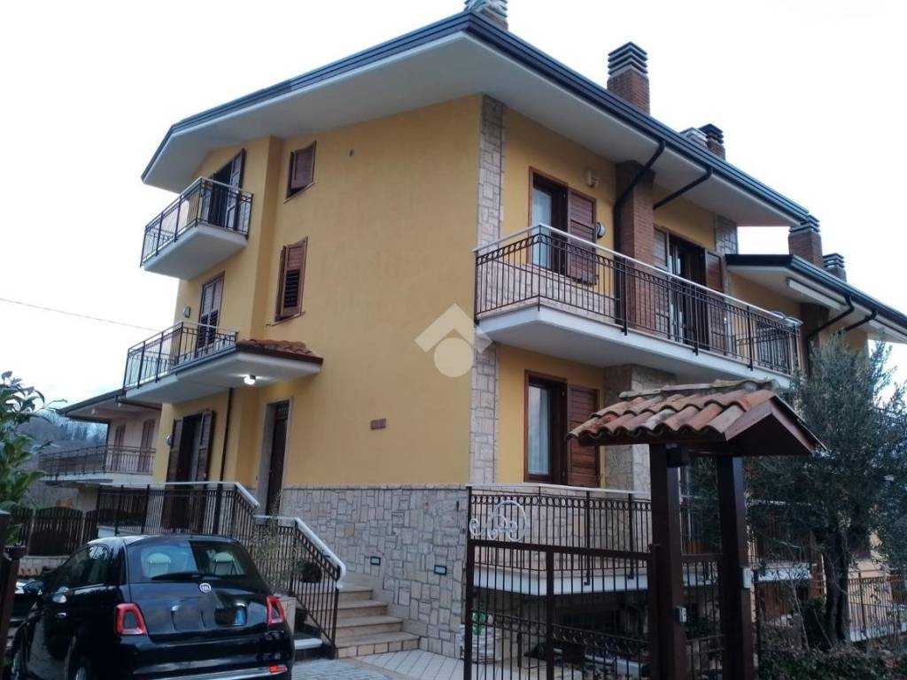 Villa a Cesinali in Via Monteuovolo - Foto 1