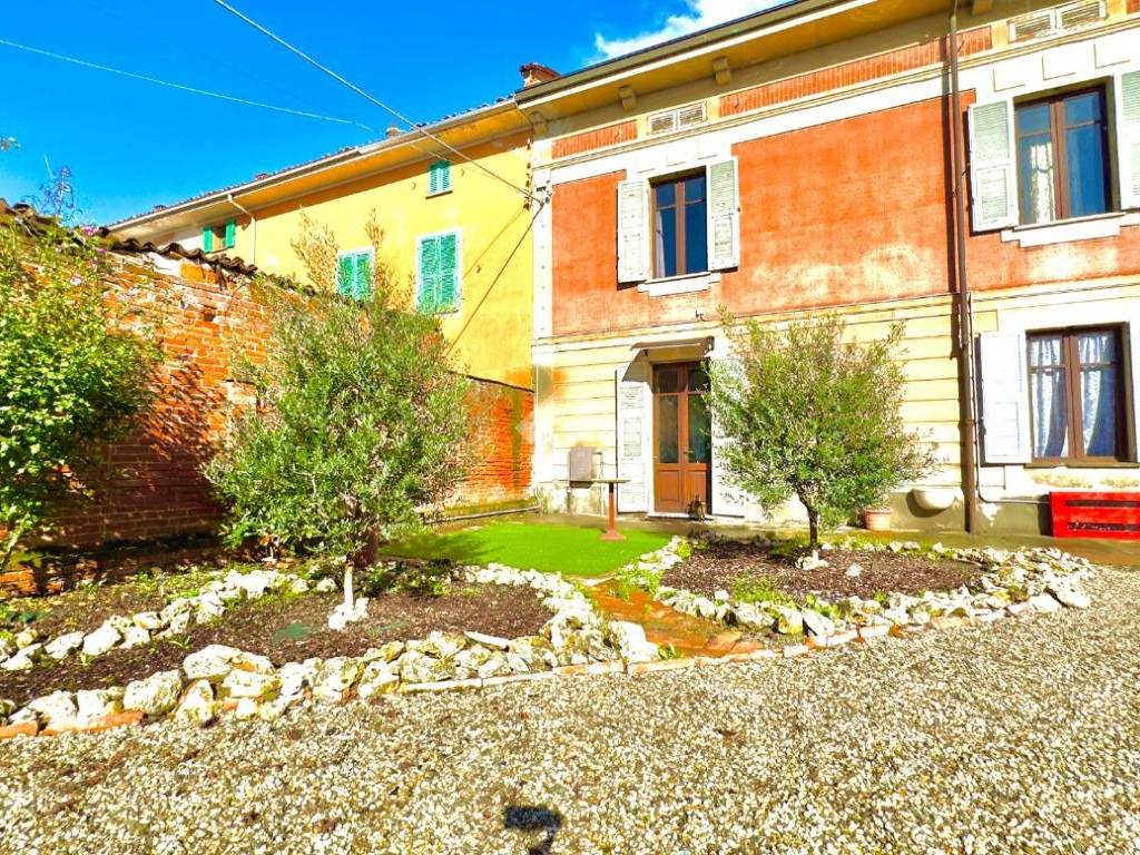 Casa indipendente a Fresonara in Via Marconi, 55 - Foto 2