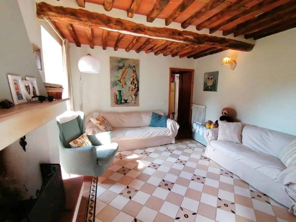 Rustico / casale a Camaiore in Piazza Domenico dell'Aquila, 82 - Foto 4