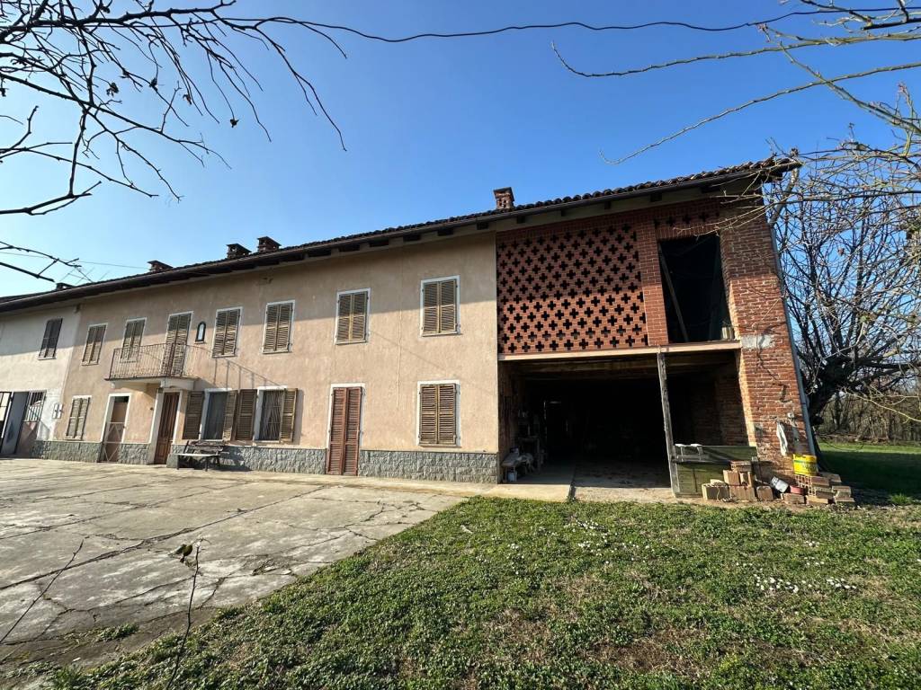 Casa indipendente a San damiano d'asti in Borgata San Giacomo, 83 - Foto 2