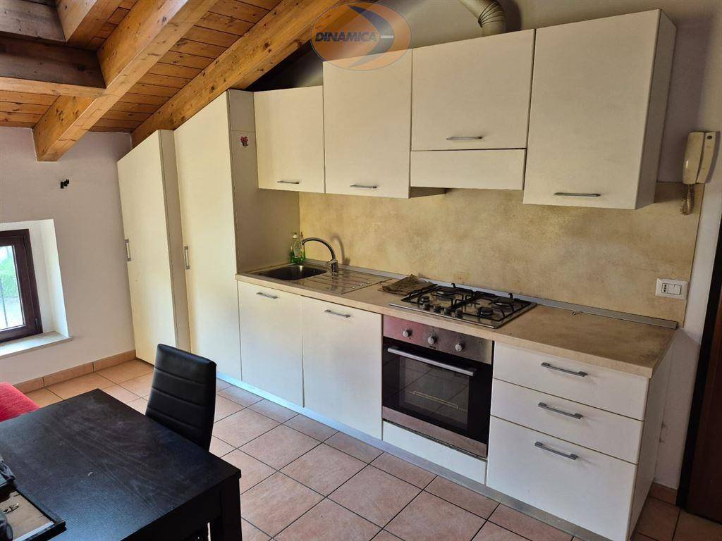 Appartamento a Calco in Via San Vigilio - Foto 4
