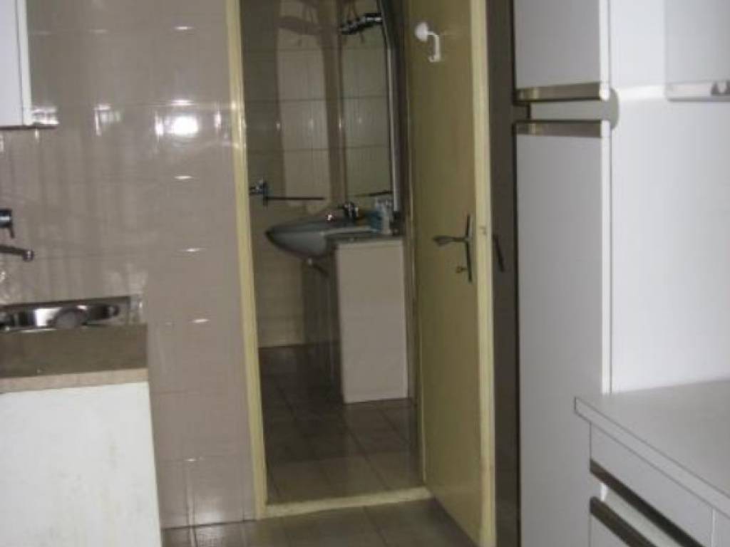 Appartamento a Verona in VIA TOMBETTA 111 - Foto 4