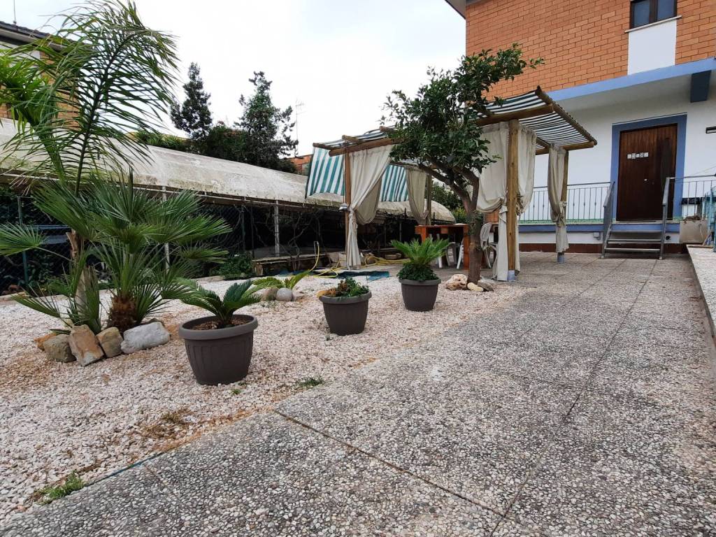 Villa a Sabaudia in Via Olanda - Foto 3