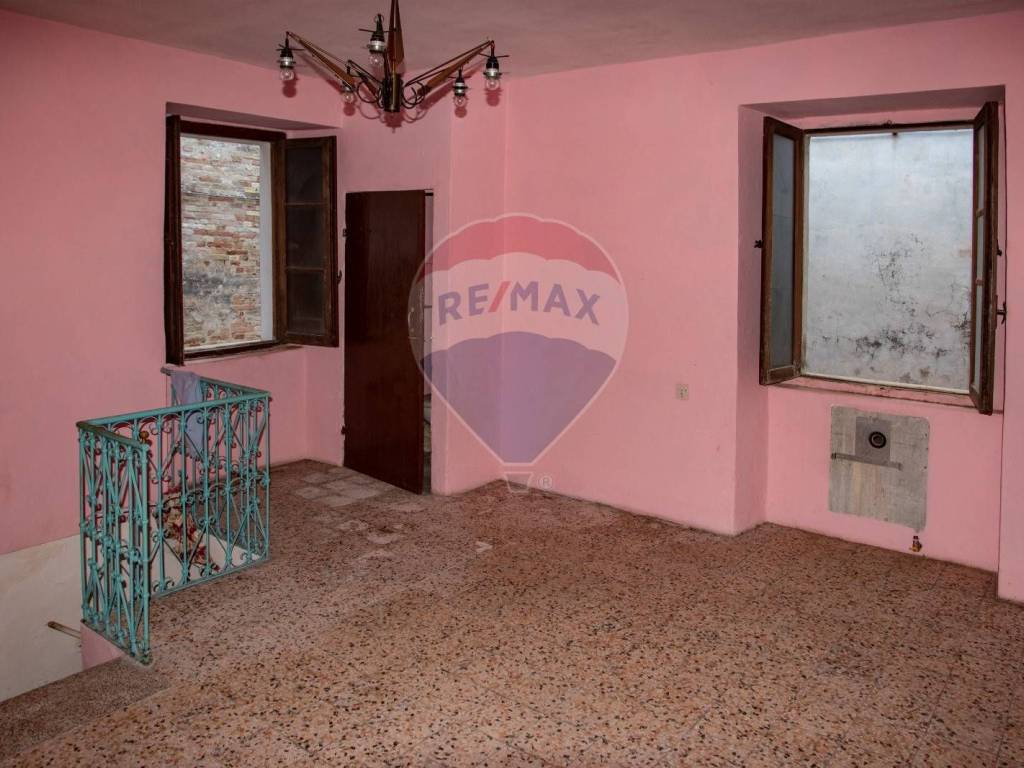 Casa indipendente a Pianella in VIA MONTE GRAPPA, 6 - Foto 3