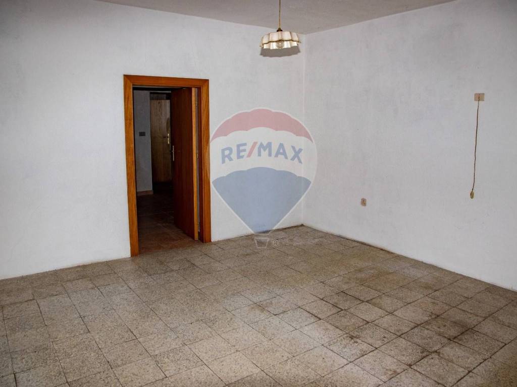 Casa indipendente a Pianella in VIA MONTE GRAPPA, 6 - Foto 4
