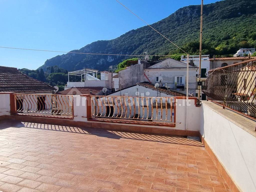 Appartamento a San felice circeo in Piazza Camillo Benso di Cavour - Foto 5