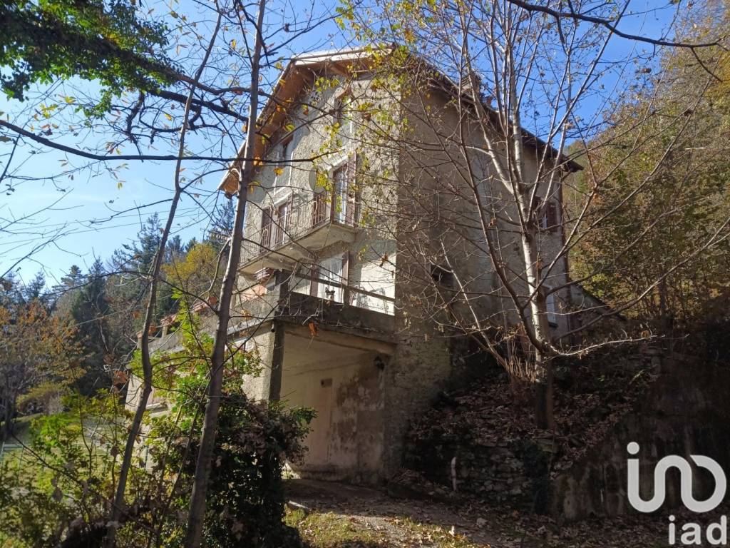Casa indipendente a Bee in Viale Milano, 3 - Foto 2