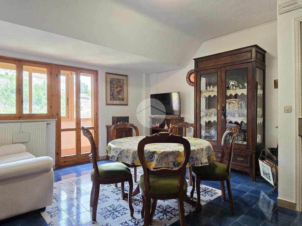 Appartamento a Cascia in Via roma, 19 - Foto 3