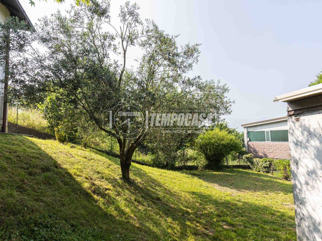 Appartamento a Costa masnaga in Via Giacomo Puccini - Foto 2