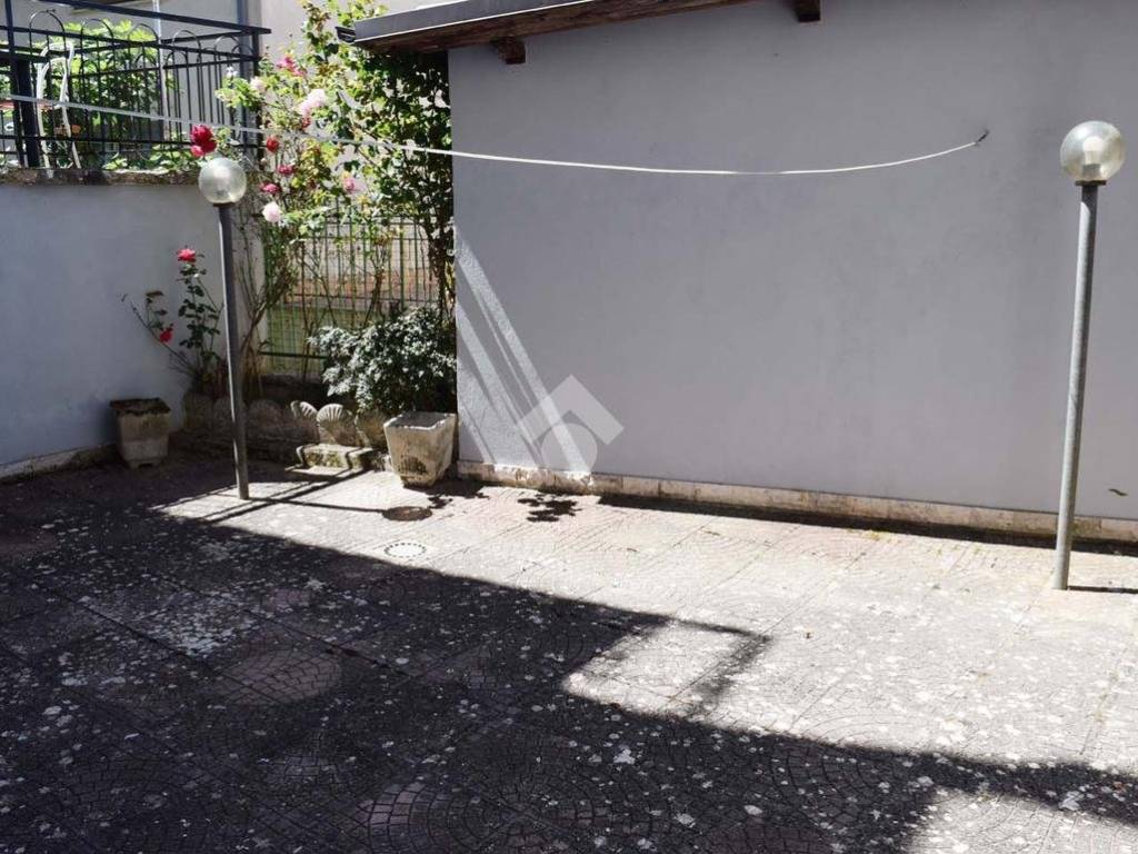 Casa indipendente a Sante marie in Via dei Marsi, 3 - Foto 3