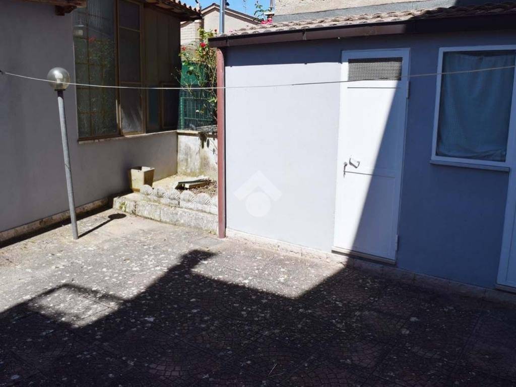 Casa indipendente a Sante marie in Via dei Marsi, 3 - Foto 4