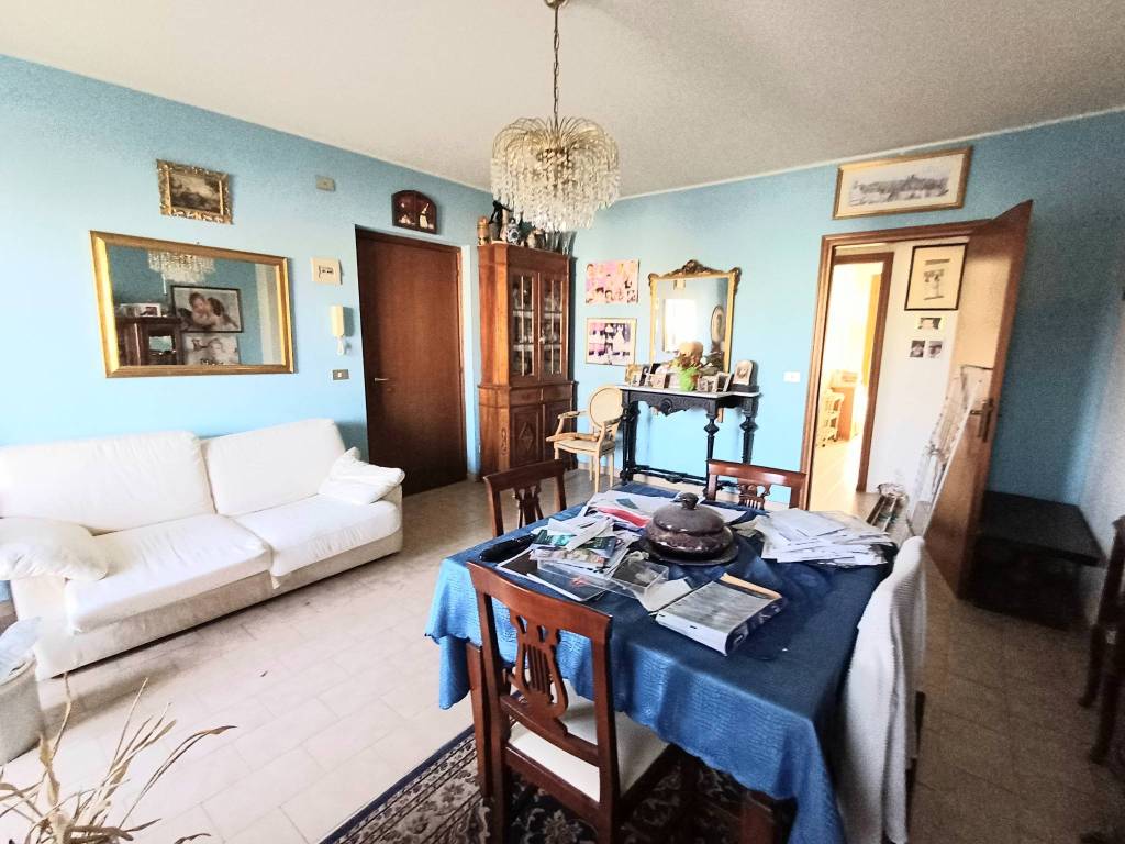 Appartamento a Monserrato in Via Caracalla, 7 - Foto 2