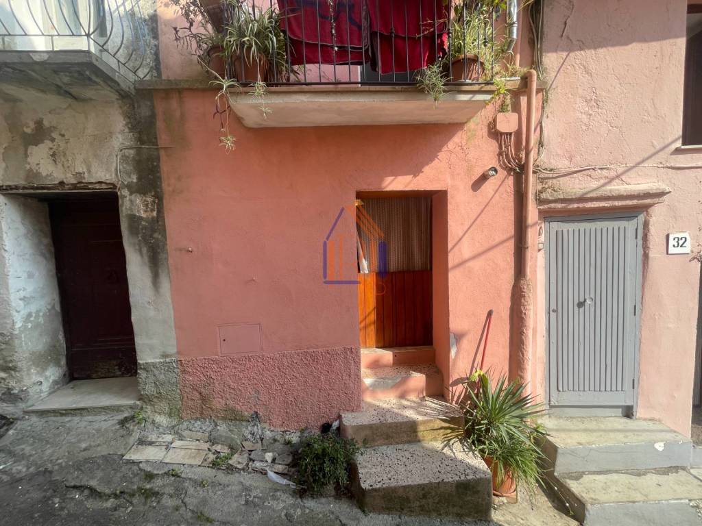 Casa indipendente a Lamezia terme in Via Timpone, 34 - Foto 3