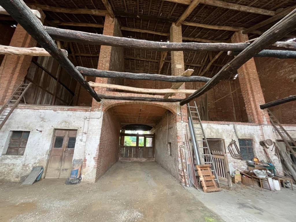 Rustico / casale a Galliate - Foto 2