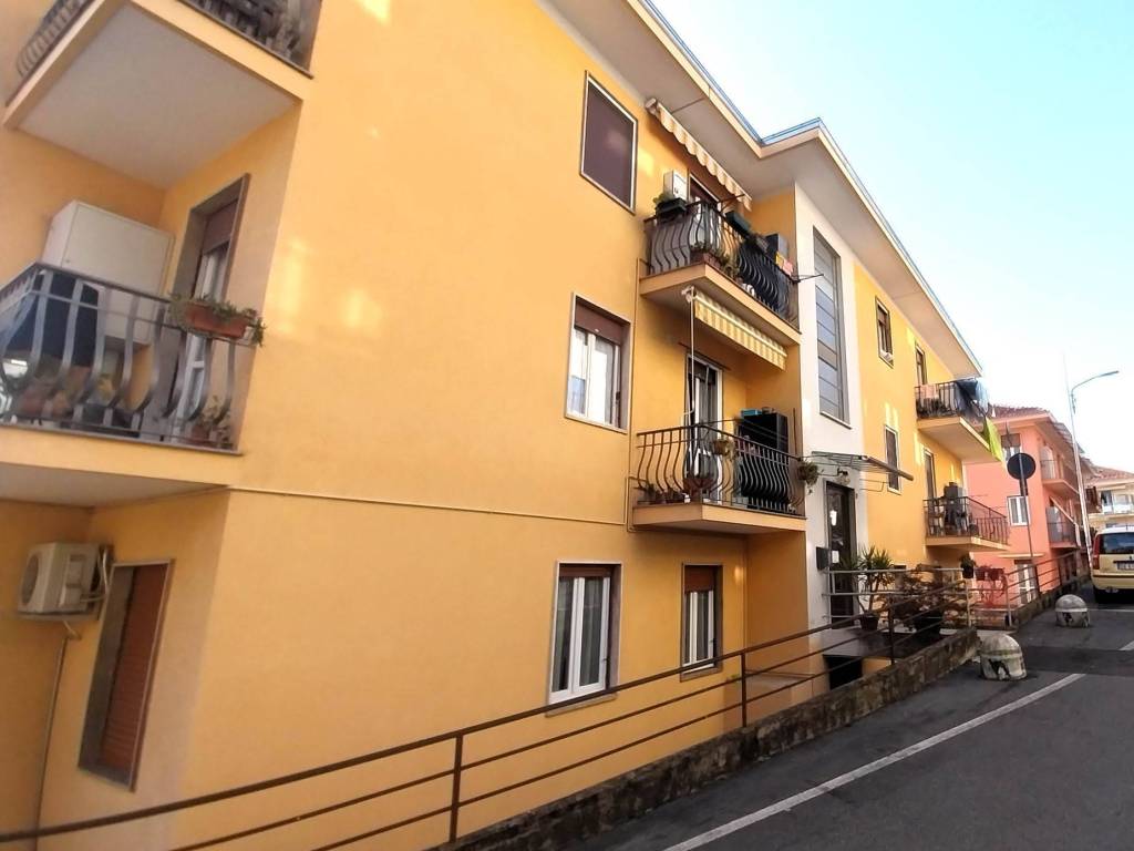 Appartamento a Biella in via costanzo, 21 - Foto 2