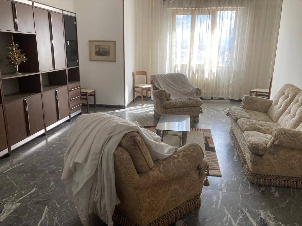 Appartamento a Gioia tauro in Strada Provinciale di Gioia Tauro e Locri, 188 - Foto 3