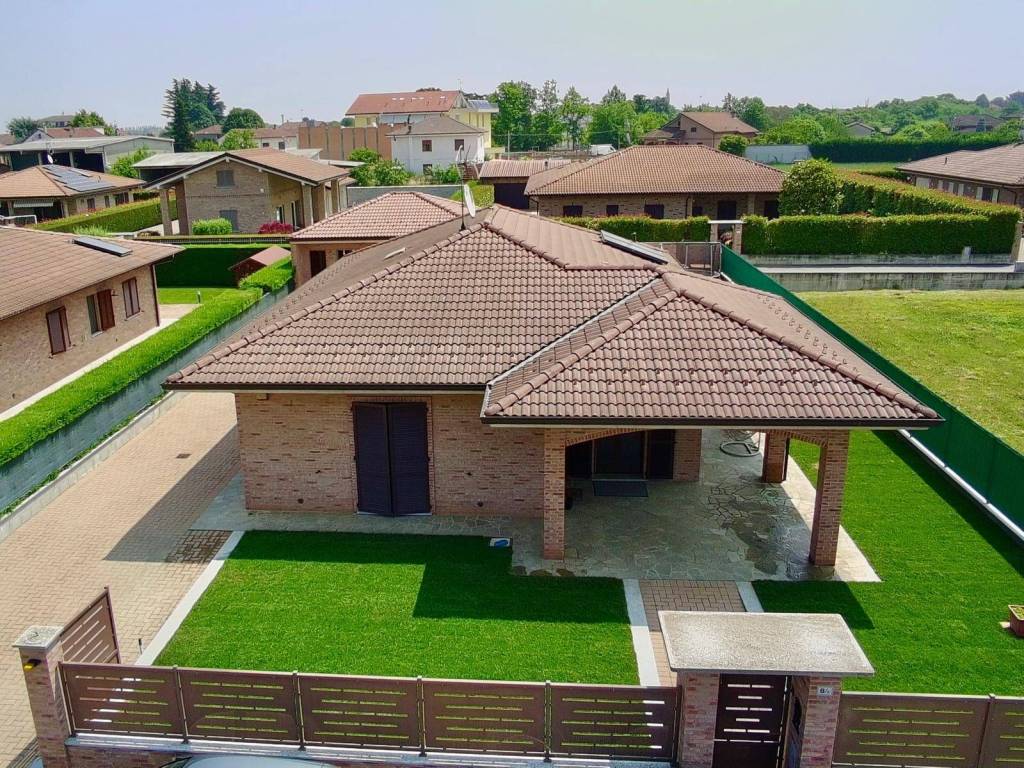 Villa a Alessandria in Via Carella, 8 - Foto 3
