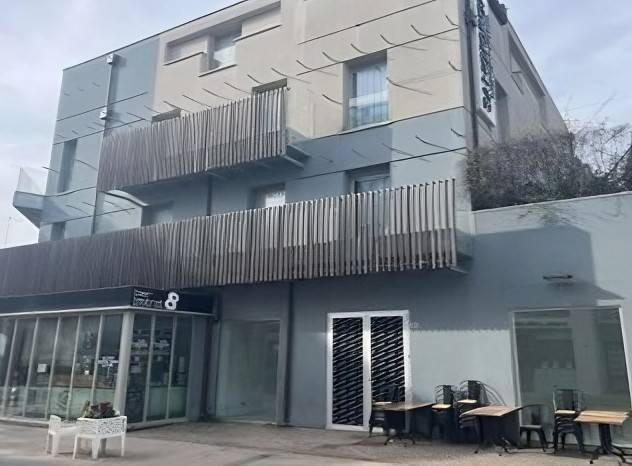 Palazzo / stabile a Riccione in Viale Giosuè Carducci, 12 - Foto 2