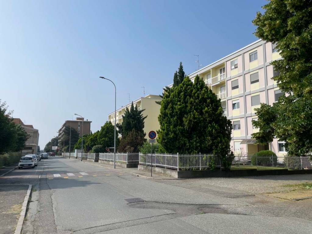 Appartamento a Biella in Via Augusto Vialardi di Verrone, 26 - Foto 2