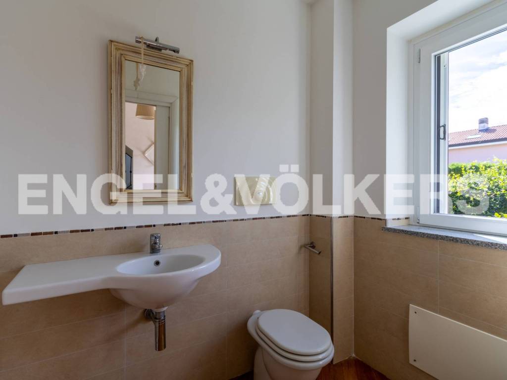 Villa a Azzate in Via Pietro Mascagni - Foto 4