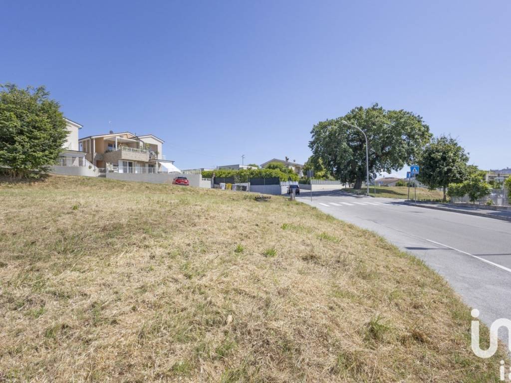 Terreno a Osimo in Via Luigi Tenco, 61 - Foto 5