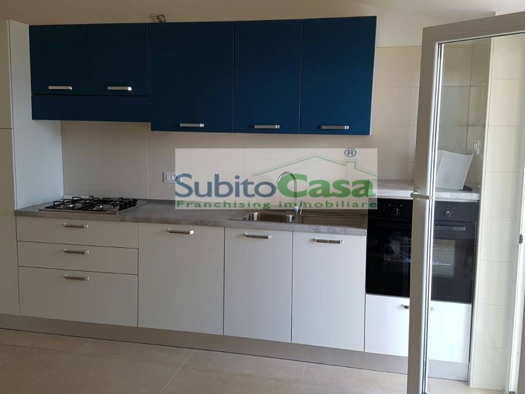 Appartamento a Chieti in Via Paolo Tosti, 9 - Foto 3