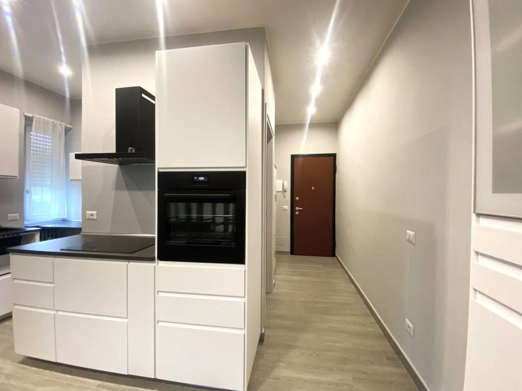 Appartamento a Verbania in Via Raffaello Sanzio - Foto 2