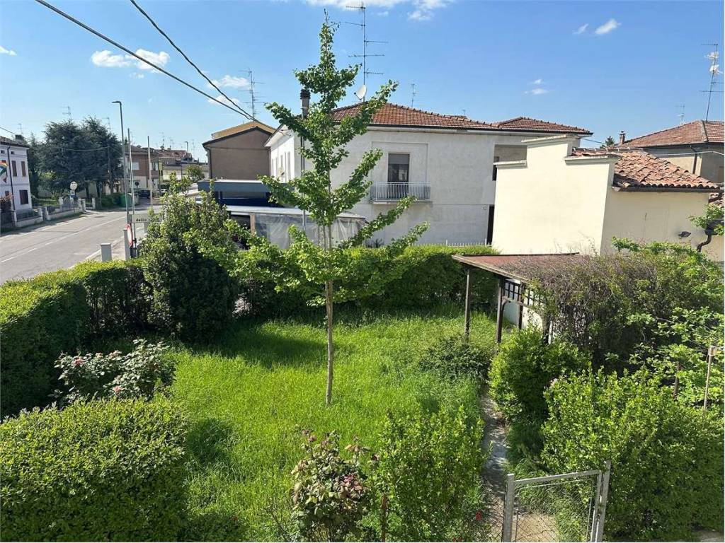 Casa indipendente a Rolo in via roma,79 - Foto 2