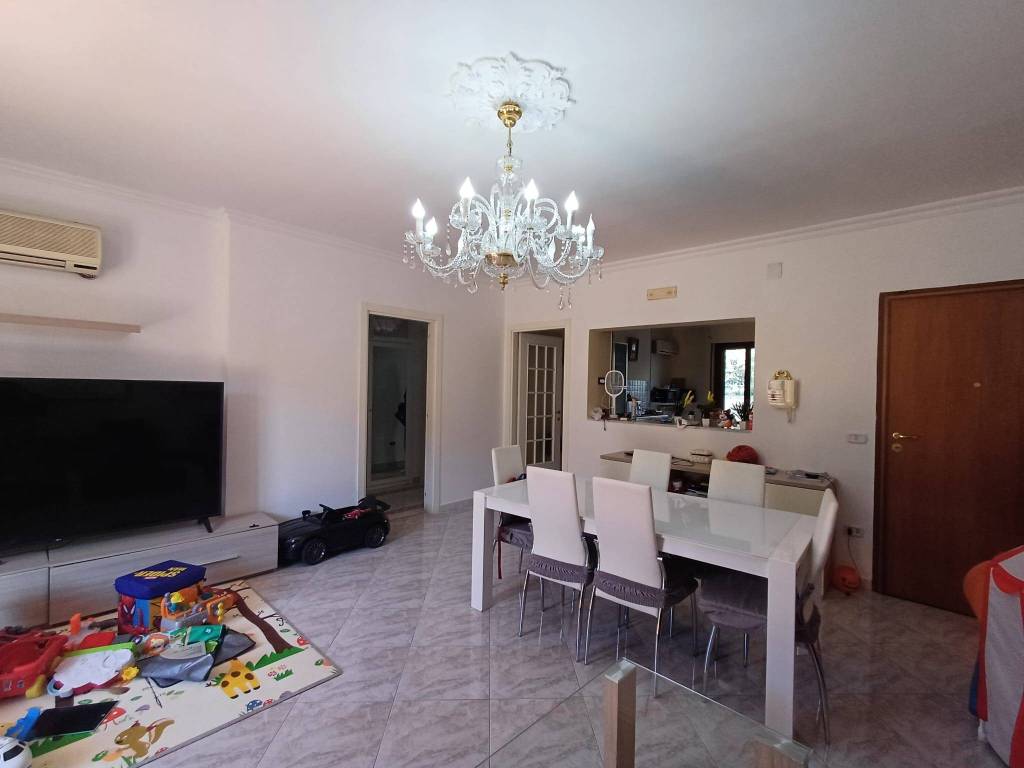 Appartamento a Caserta in Via Camillo Golgi, 26 - Foto 3