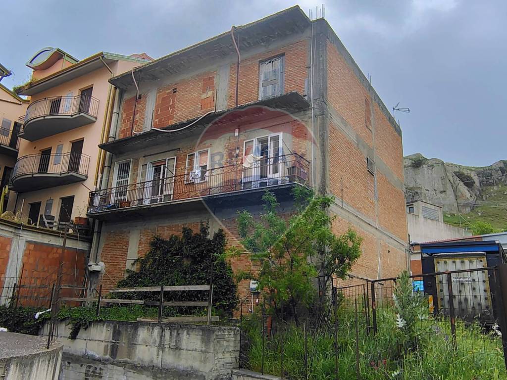 Casa indipendente a Troina in Via Calatafimi - Foto 5