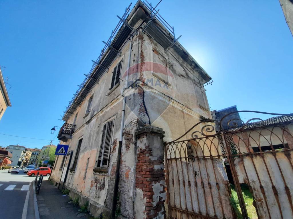 Rustico / casale a Romagnano sesia in Corso Garibaldi, 11 - Foto 2