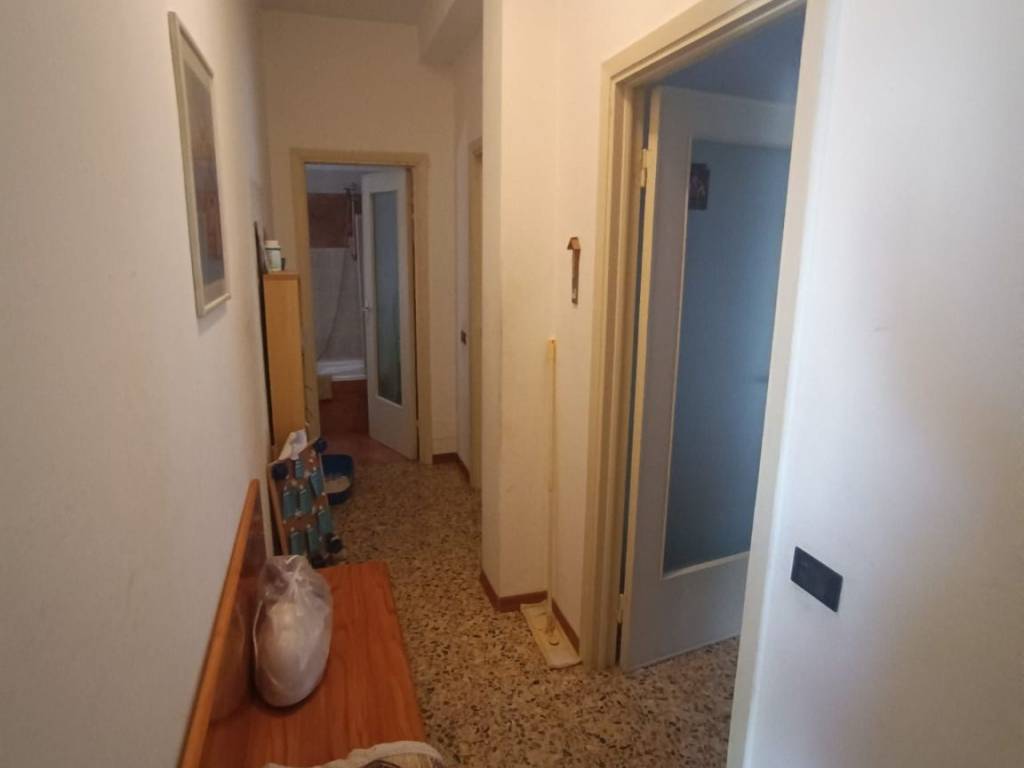 Appartamento a Cardano al campo in Via Roma - Foto 4