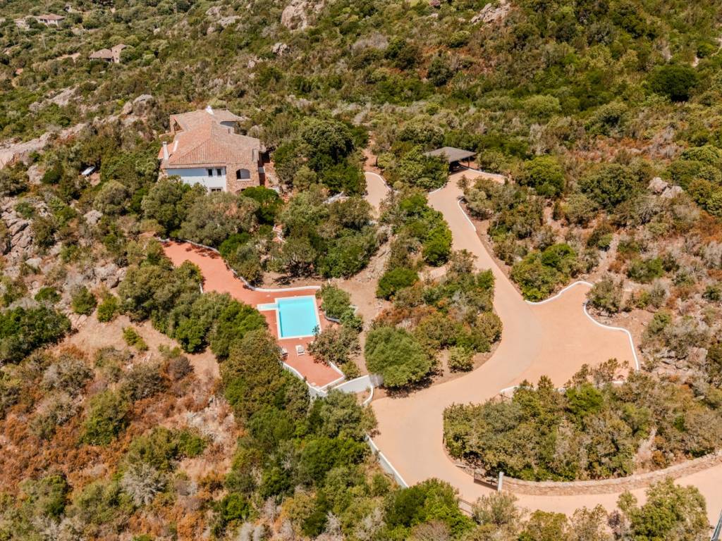 Villa a Arzachena in Località Monticanaglia - Foto 2