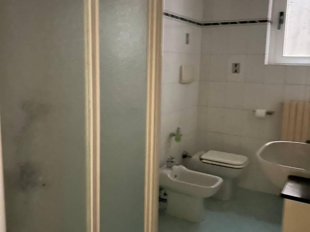 Appartamento a Gavirate in Via Preia - Foto 4