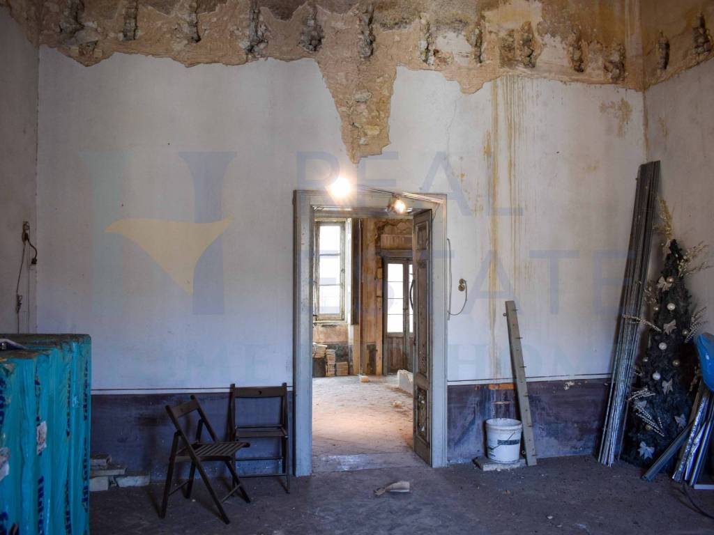 Palazzo / stabile a Canicattini bagni in Via Roma, 1 - Foto 4