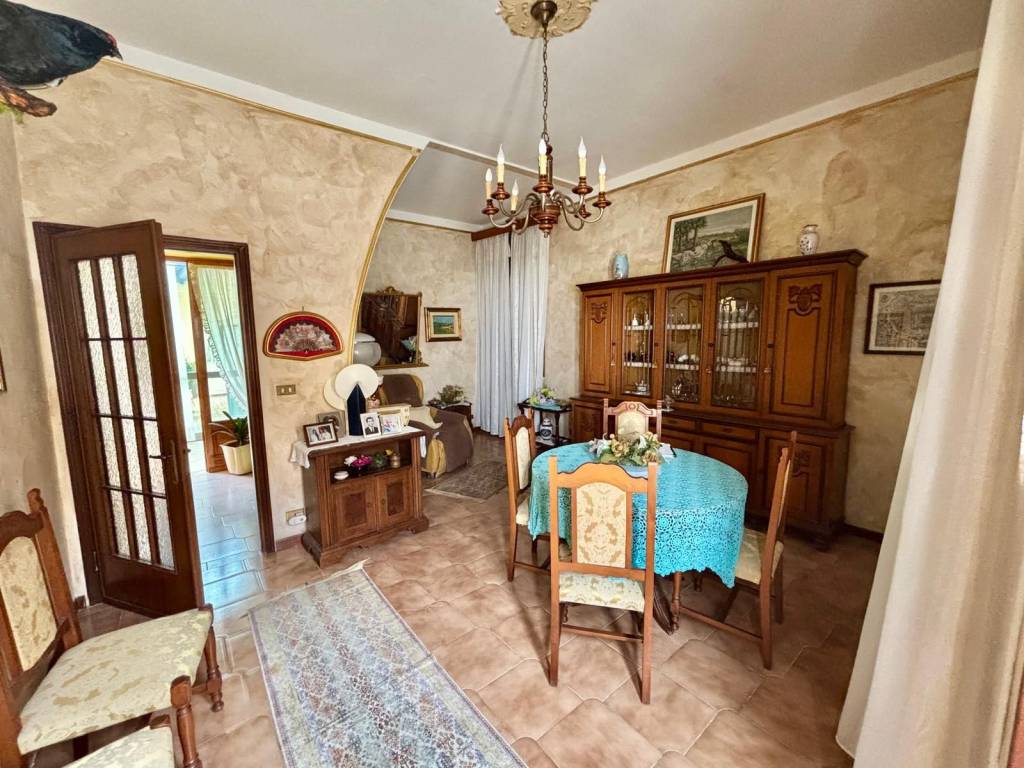 Casa indipendente a Vercelli in Corso Pavia - Foto 2