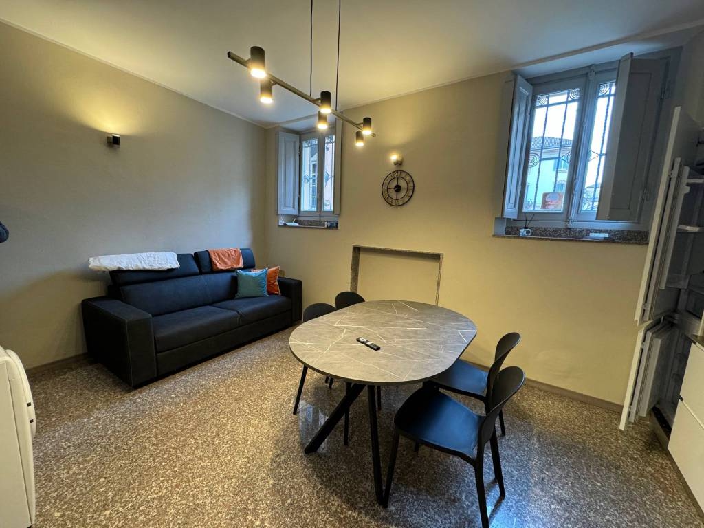 Appartamento a Pavia in Piazza Castello - Foto 4