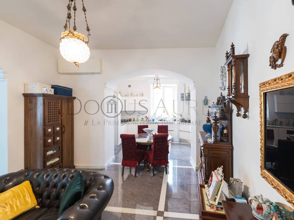 Palazzo / stabile a Salerno - Foto 4