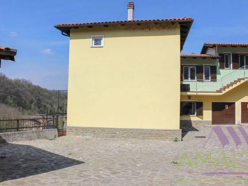 Appartamento a Cairo montenotte in Via Chiappa, 13 - Foto 2