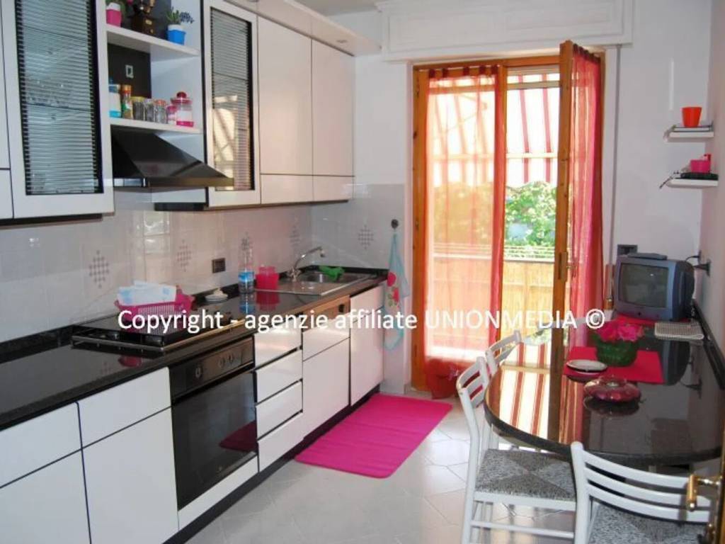 Appartamento a Sarzana in Via Bradia S.N.C. - Foto 4