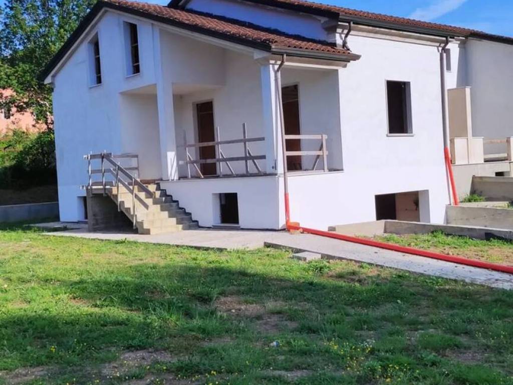 Villa a Sarzana in Via Turì, 22 - Foto 2