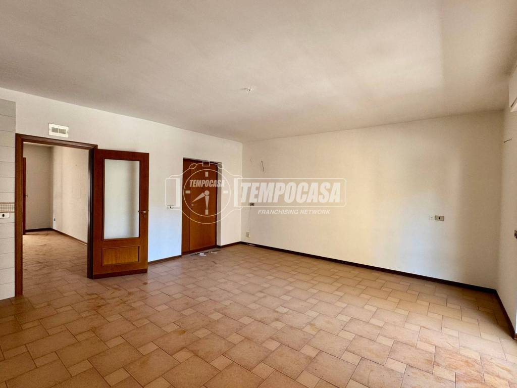 Appartamento a Caserta in Via Gioacchino Rossini - Foto 2