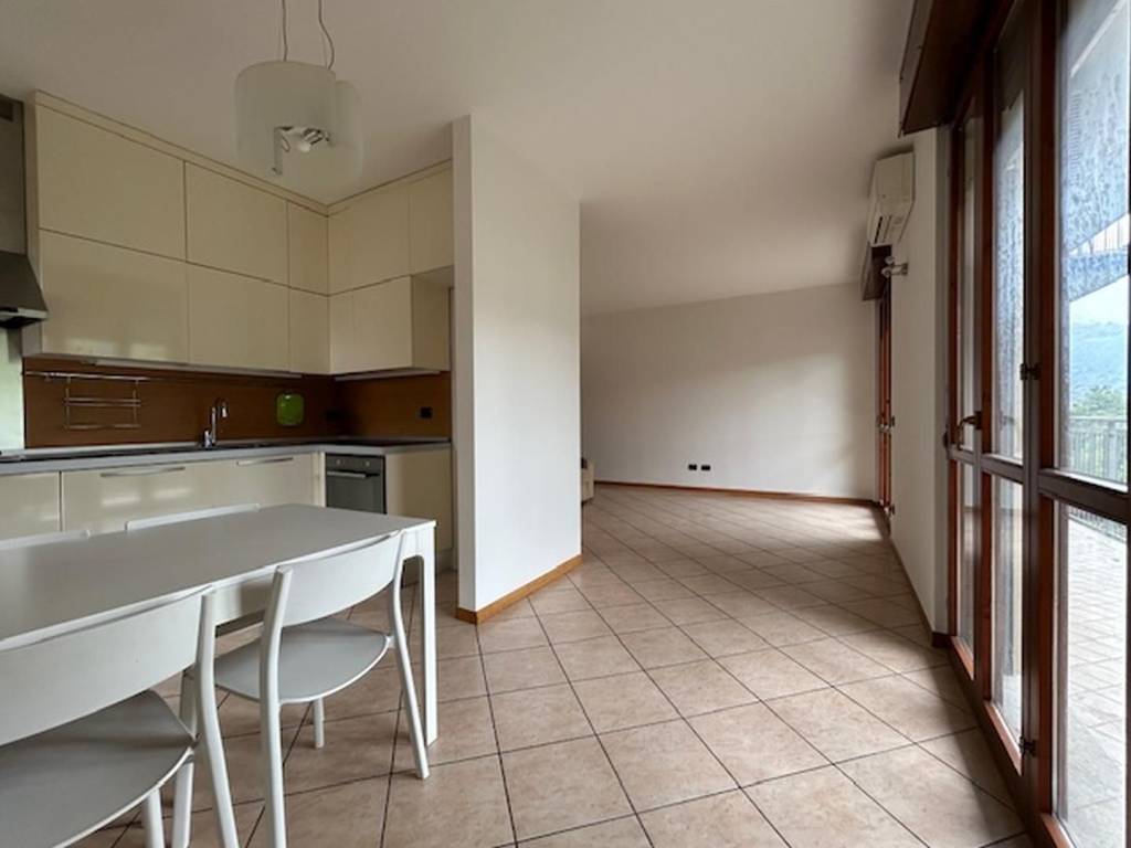 Appartamento a Cernobbio in Via Guglielmo Marconi - Foto 5