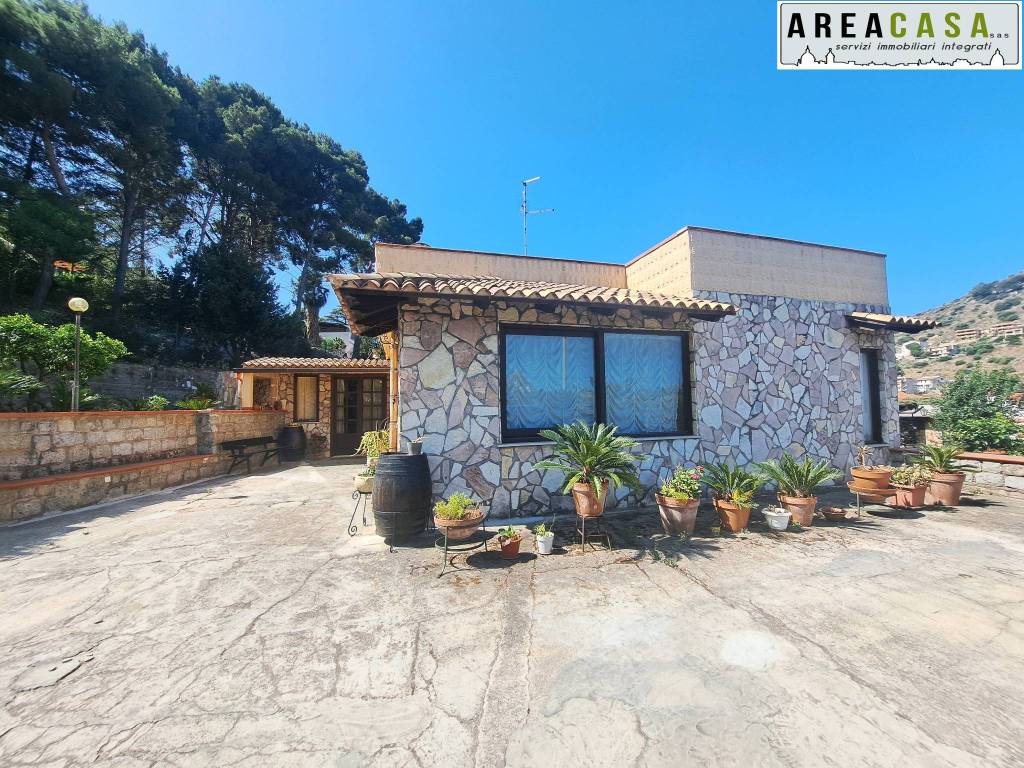 Villa a Capaci in Via Leonardo da Vinci, 26 - Foto 3