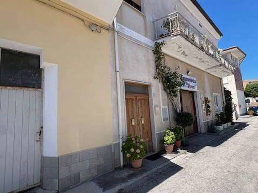 Appartamento a Torino di sangro in Via Aldo Moro, 11 - Foto 2