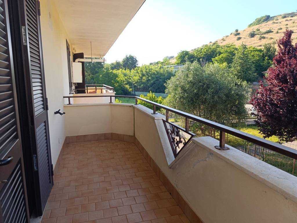 Appartamento a Pastorano in Via Giacomo Matteotti - Foto 2