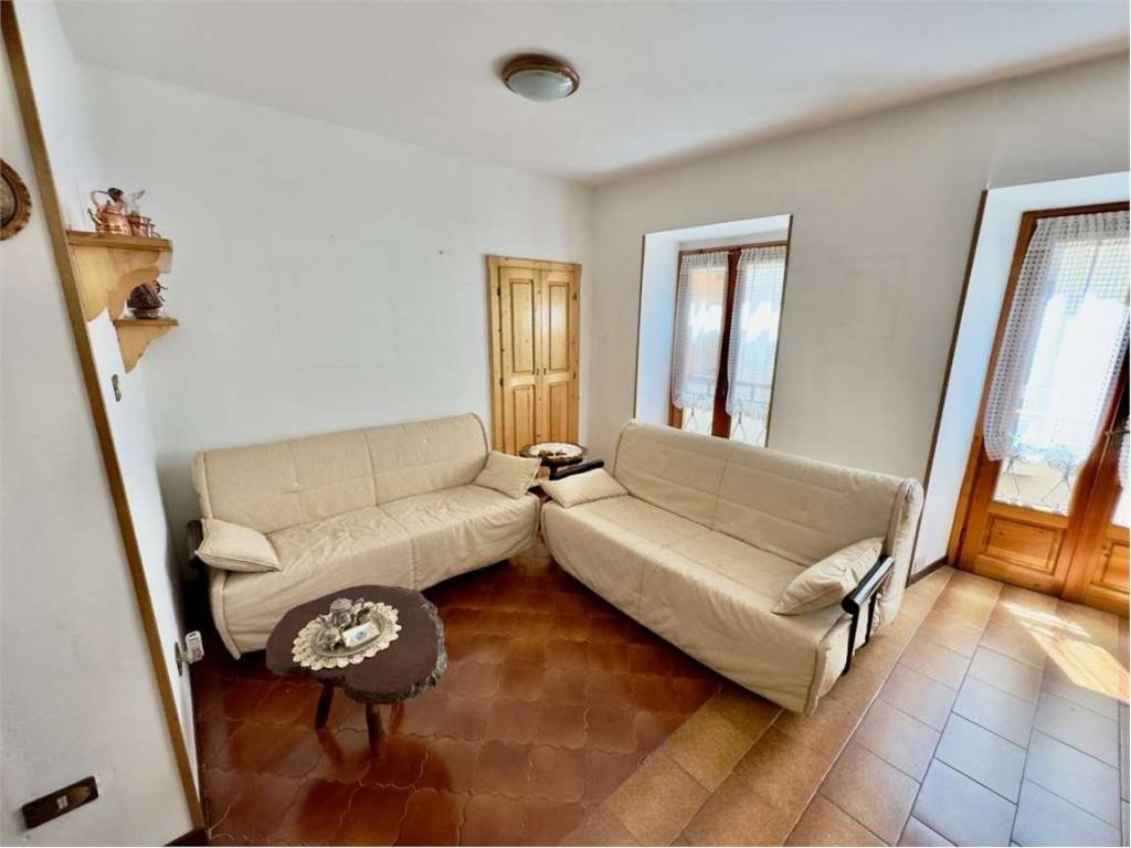 Appartamento a Margno in via garibaldi , 14 - Foto 3