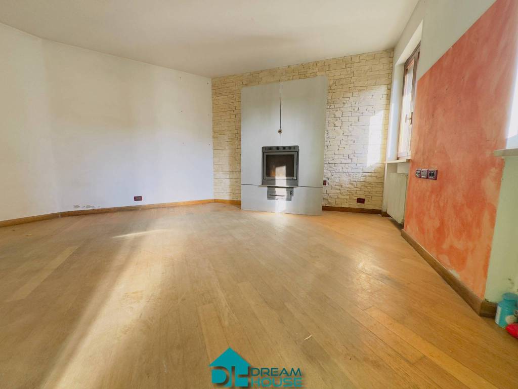 Casa indipendente a Tricesimo in Via Pozzuolo, 11 - Foto 2