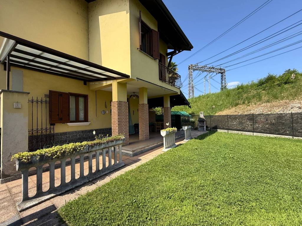 Villa a Arona in Via Milano, 107 - Foto 5